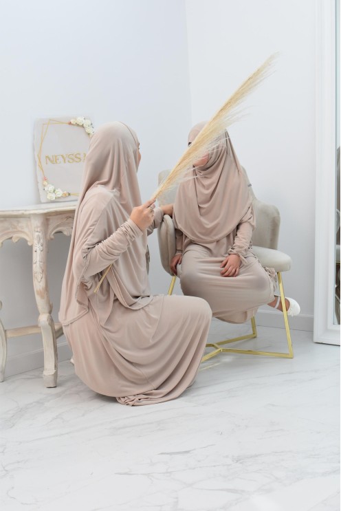 Abaya Gebetsschmetterling mit integriertem Hijab und Tasche zum besten Preis