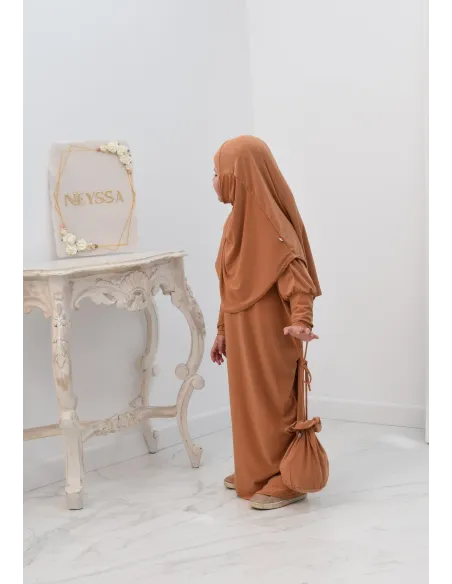 Abaya papillon de priere avec hijab intégré et son sac by neyssa