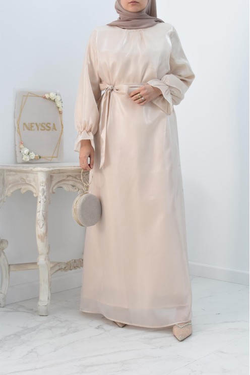 Langer Mastour leuchtend ausgestellter Schnitt verschleierte Frauen