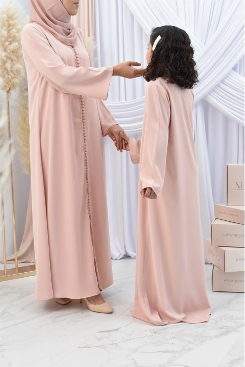 Abaya style djellaba mère ou fille avec broderies boutonnées Aïd.