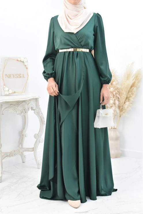 Robe longue satin cache coeur cérémonie femme musulmane.