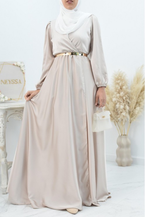Robe longue satin cache coeur cérémonie femme musulmane.