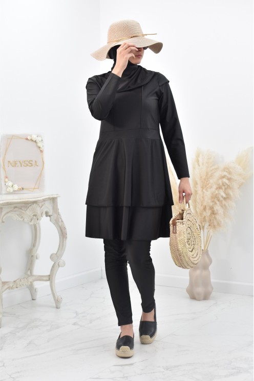 Lange und gut mastourierte breite Burkini für verschleierte muslimische Frau