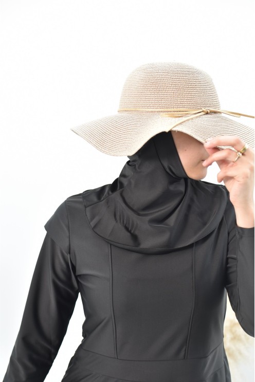 Lange und gut mastourierte breite Burkini für verschleierte muslimische Frau