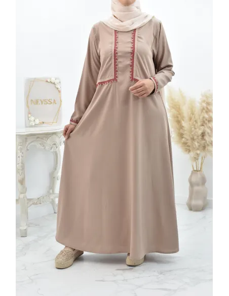 Long abaya Muslim woman loose fit for everyday wear.