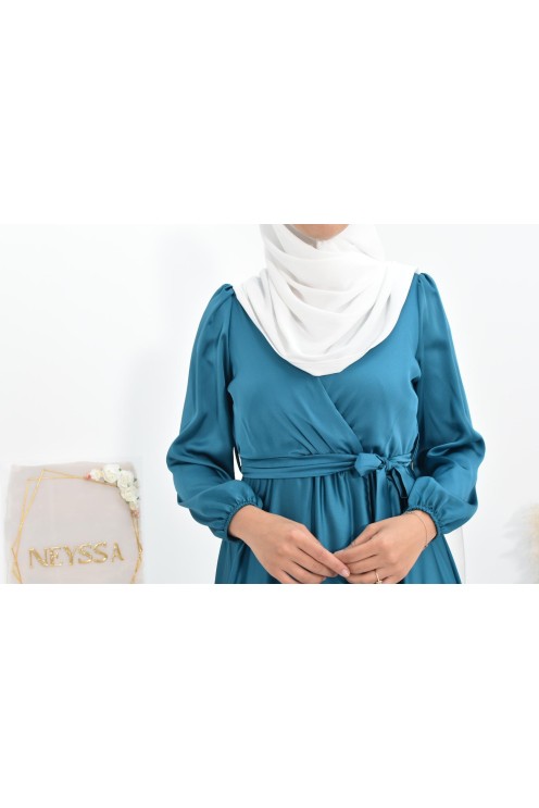 Robe longue satin cache coeur cérémonie femme musulmane.