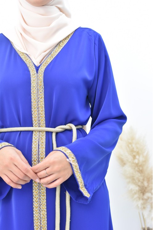 Longue Abaya et fluide à strass idéale pour les fêtes et le quotidien