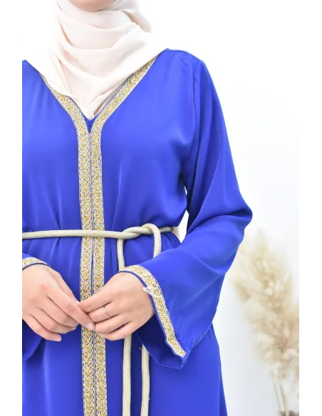 Longue Abaya et fluide à strass idéale pour les fêtes et le quotidien