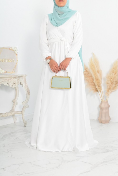 Robe longue satin cache coeur cérémonie femme musulmane.