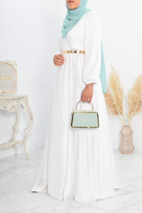 Robe longue satin cache coeur cérémonie femme musulmane.