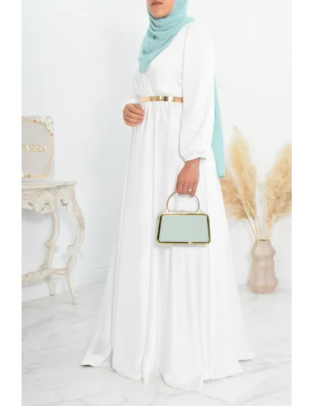 Robe longue satin cache coeur cérémonie femme musulmane.