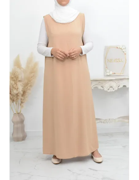 Sous robe sans manches à porter sous les abayas et avec un kimono.