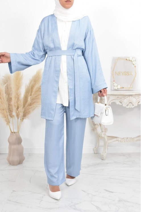 Ensemble pantalon et kimono modeste chic femme musulmane.