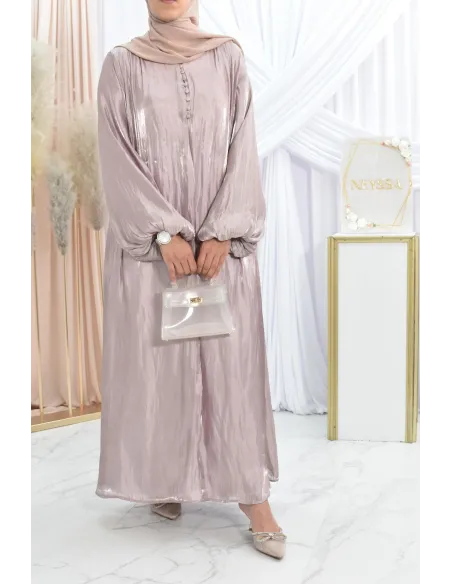 Langes Kleid aus Organza für Eid-Feierlichkeiten oder Hochzeiten. 