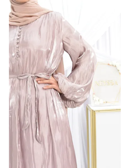 Langes Kleid aus Organza für Eid-Feierlichkeiten oder Hochzeiten. 