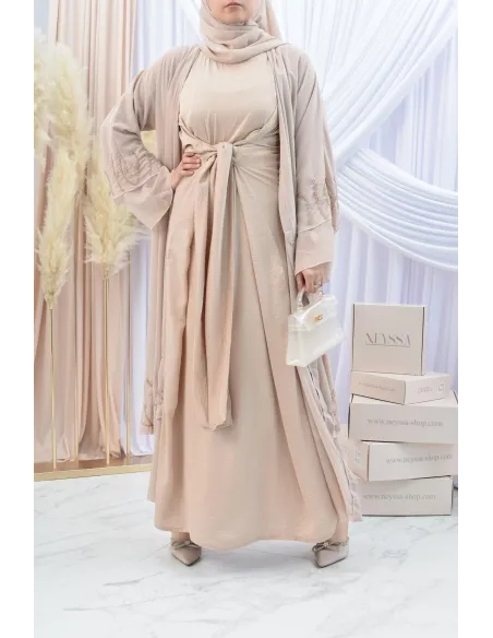 Robe sans manches à nouer idéale pour porter avec vos kimonos