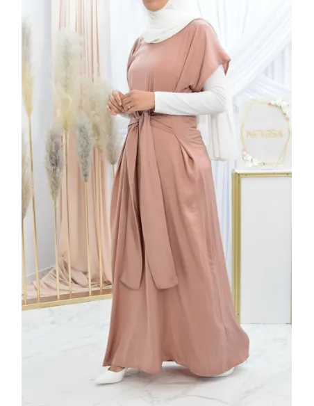 Robe sans manches à nouer idéale pour porter avec vos kimonos