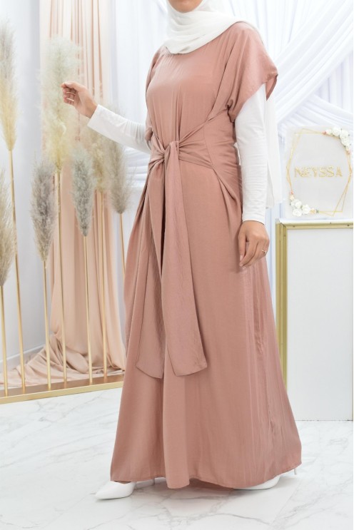 Robe sans manches à nouer idéale pour porter avec vos kimonos