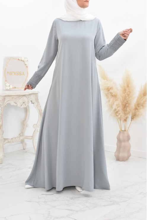 Superbe abaya islamique manches dentelle sans artifice casual