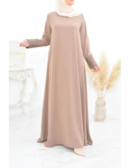 Superbe abaya islamique manches dentelle sans artifice casual