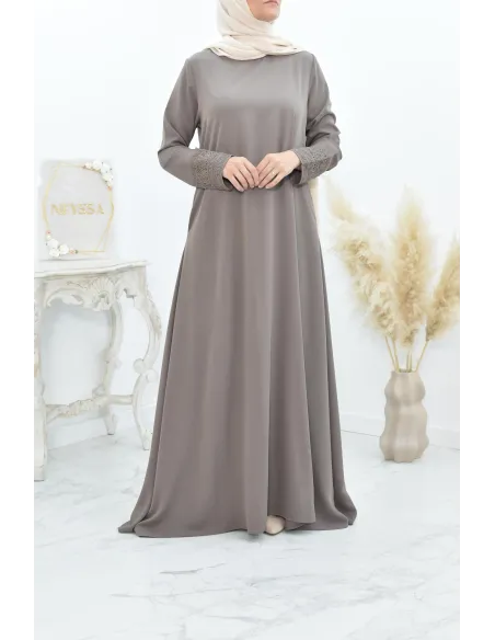 Superbe abaya islamique manches dentelle sans artifice casual