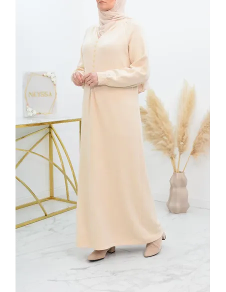 Langes Pulloverkleid aus modernem, dickem Strick für Winter und Herbst