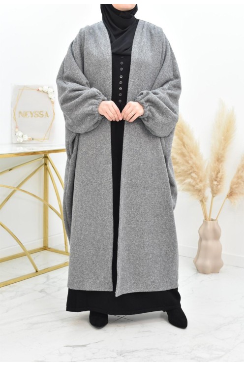 Langes Pulloverkleid aus modernem, dickem Strick für Winter und Herbst