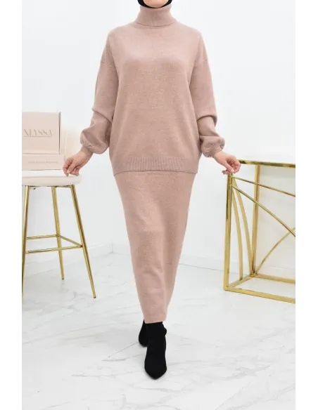 Modest fashion winter knitwear set for Muslim women