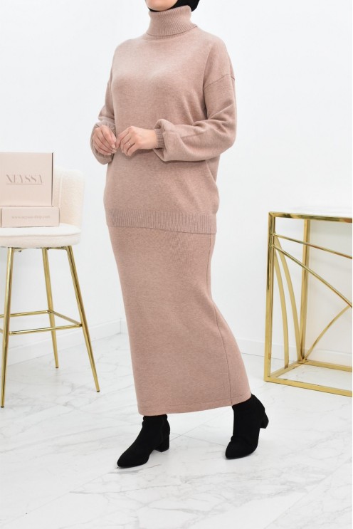 Modest fashion winter knitwear set for Muslim women