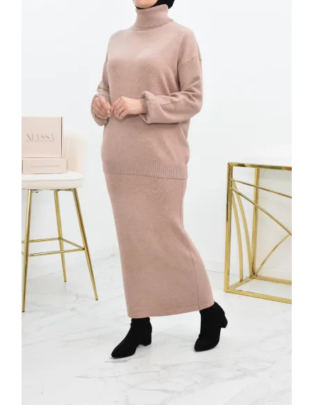 Modest fashion winter knitwear set for Muslim women