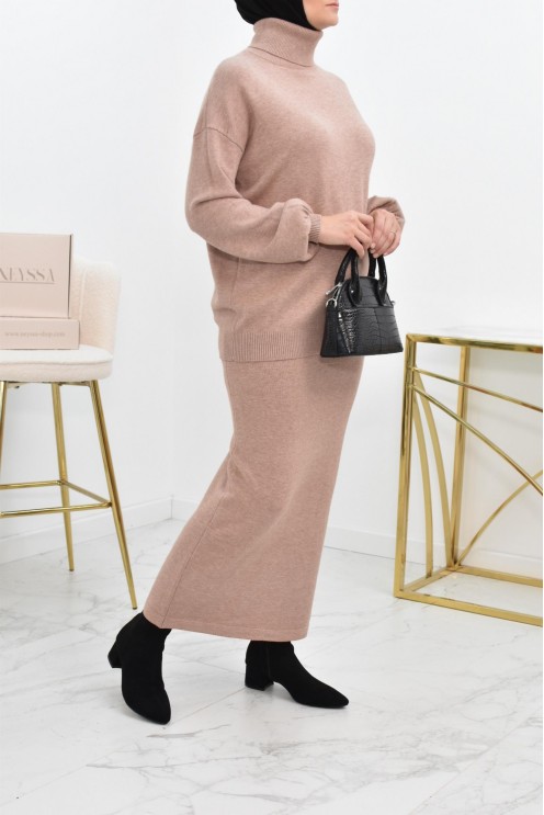 Modest fashion winter knitwear set for Muslim women