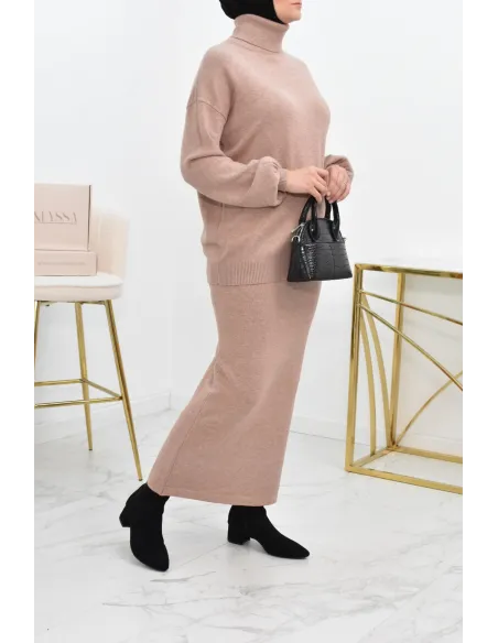 Modest fashion winter knitwear set for Muslim women