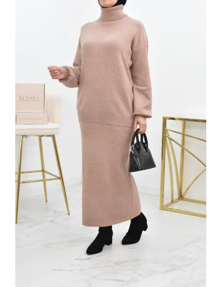 Modest fashion winter knitwear set for Muslim women