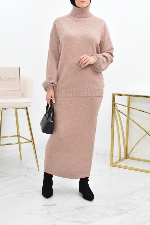 Modest fashion winter knitwear set for Muslim women