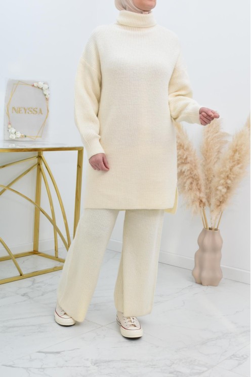 Ensemble femme taupe maille tissé col montant camel pour femme voilée