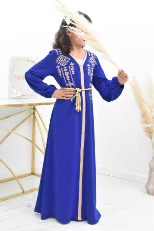 Abaya mère ou fille style caftan avec broderies parfait les fêtes