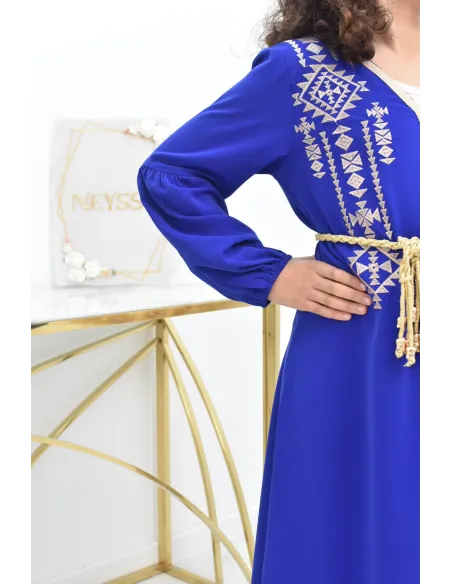 Abaya mère ou fille style caftan avec broderies parfait les fêtes