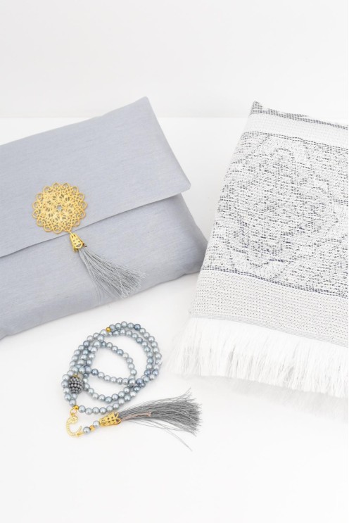 Tapis de prière avec pochette de rangement et tasbih