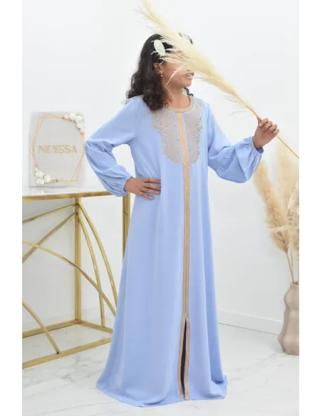 Abaya fillette brodée et manches bouffantes tenue traditionnelle fille.