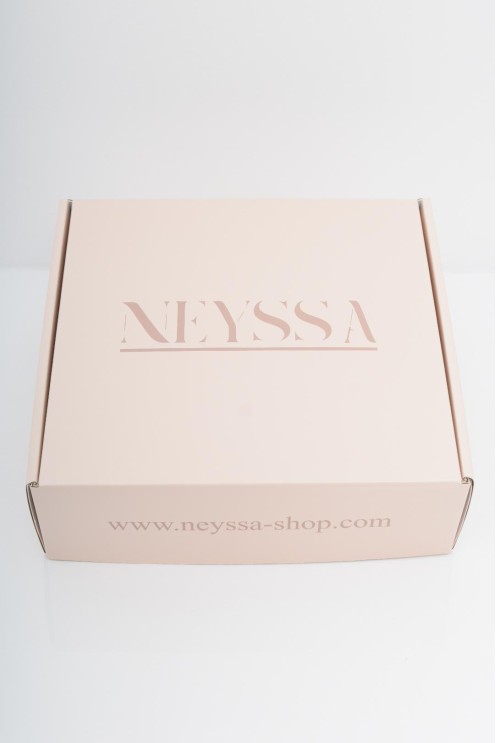 Hijab box Aqua 4 hijebs soie de Médine à offrir femme hijab pas cher.