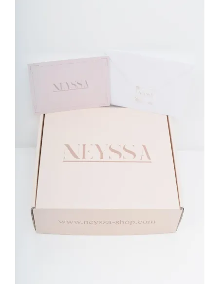 Hijab box Aqua 4 hijebs soie de Médine à offrir femme hijab pas cher.