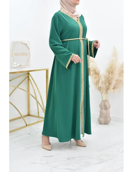 Longue Abaya et fluide à strass idéale pour les fêtes et le quotidien