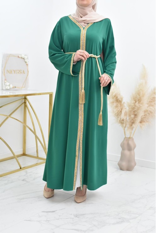 Longue Abaya et fluide à strass idéale pour les fêtes et le quotidien