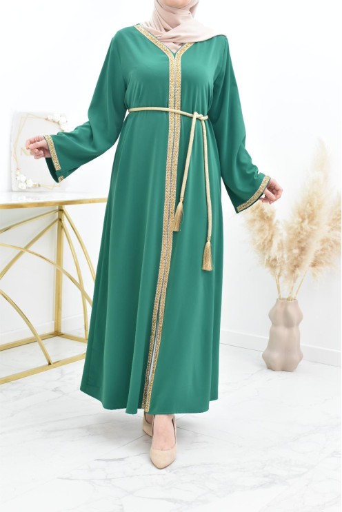 Longue Abaya et fluide à strass idéale pour les fêtes et le quotidien