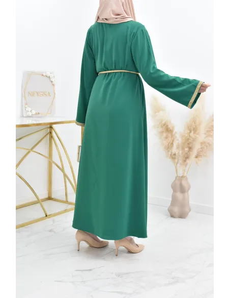 Longue Abaya et fluide à strass idéale pour les fêtes et le quotidien