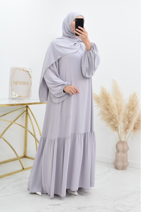 Longue robe de prière avecson  hijab intégré, abaya ample et fluide Neyssa