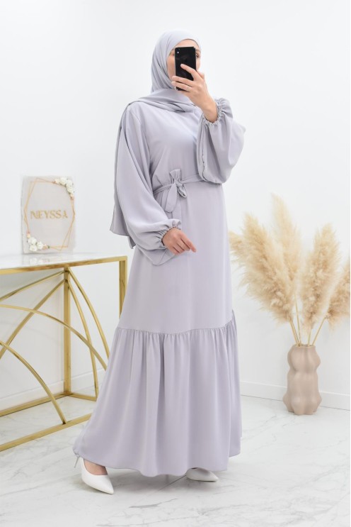 Longue robe de prière avecson  hijab intégré, abaya ample et fluide Neyssa