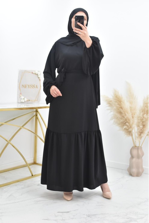 Longue robe de prière avecson  hijab intégré, abaya ample et fluide Neyssa
