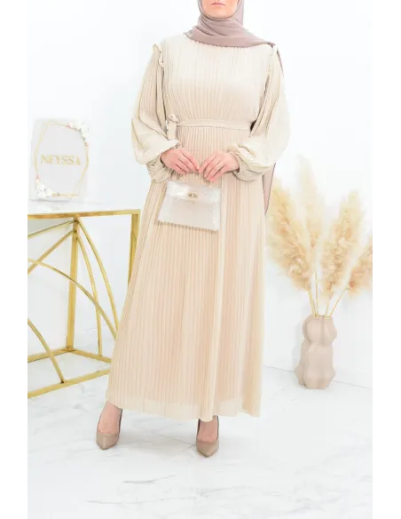 Neyssa langes, fließendes, schlichtes ausgestelltes Kleid für muslimische Frauen