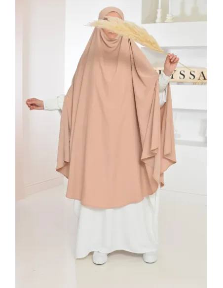 Long khimar 2 fentes en soie de Médine femme musulmane voilée. Parfait pour le quotidien.